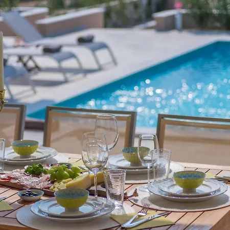 Beautiful Katarina & Cypressa Villa